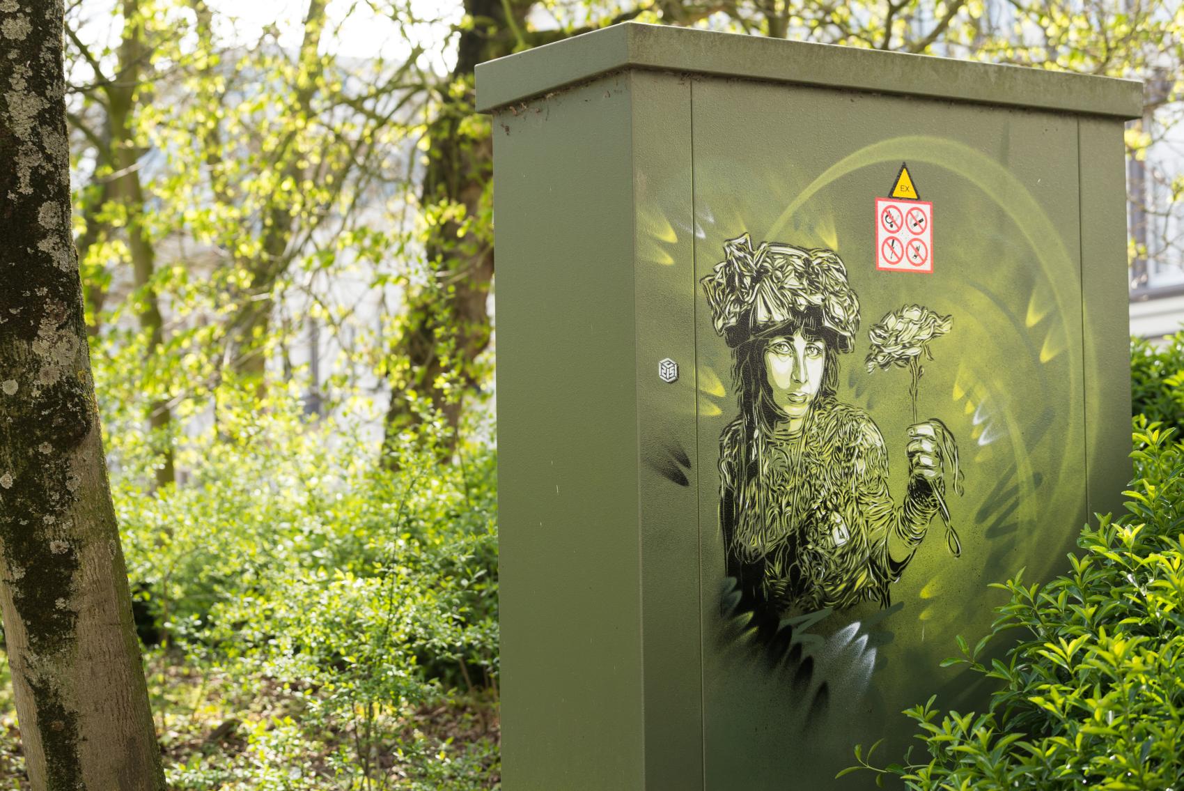 C215
